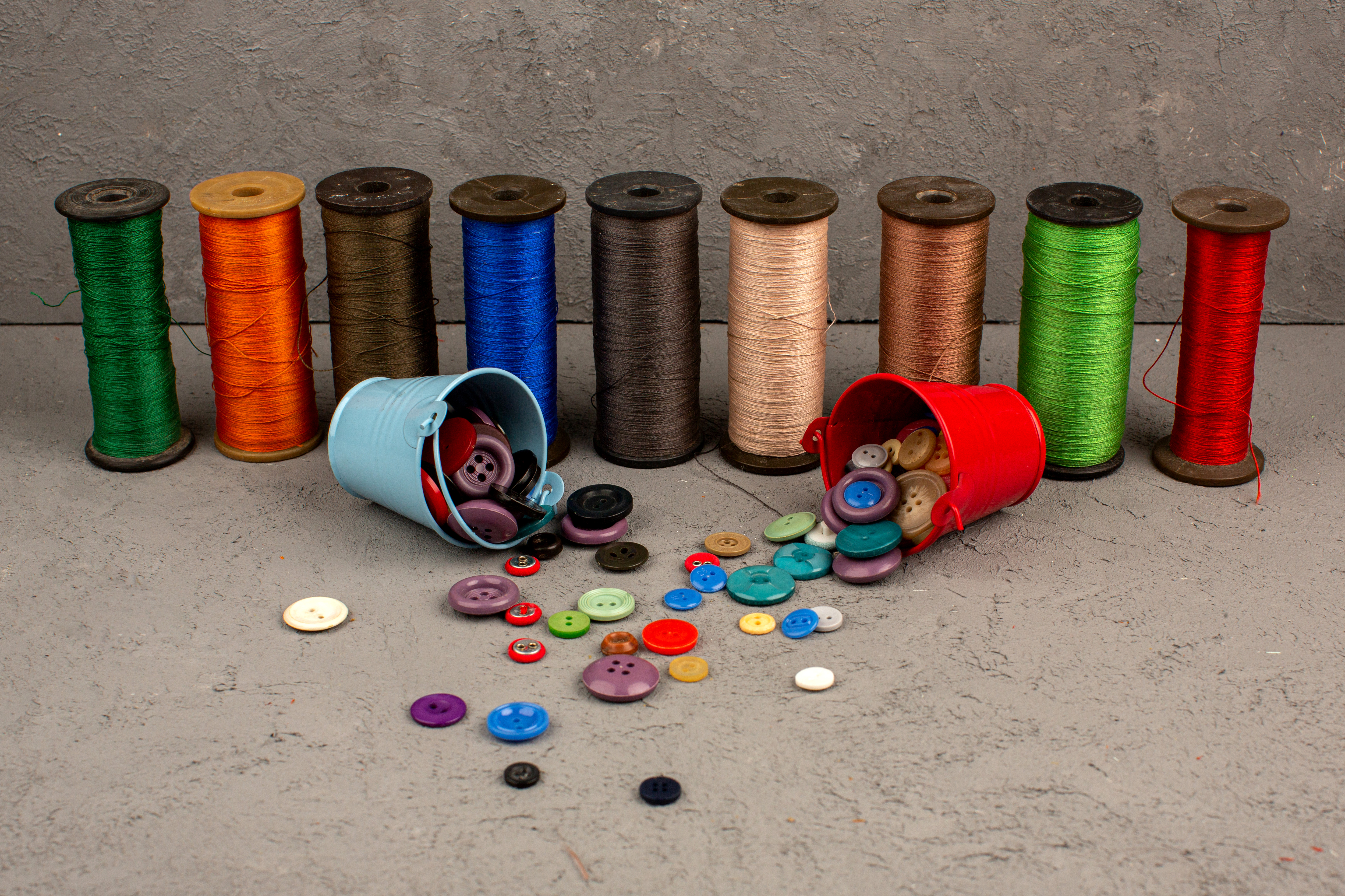 Mercerie boutons fils velcro